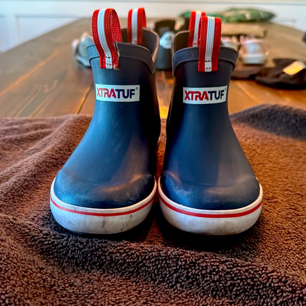 Xtratuf Toddler size 11